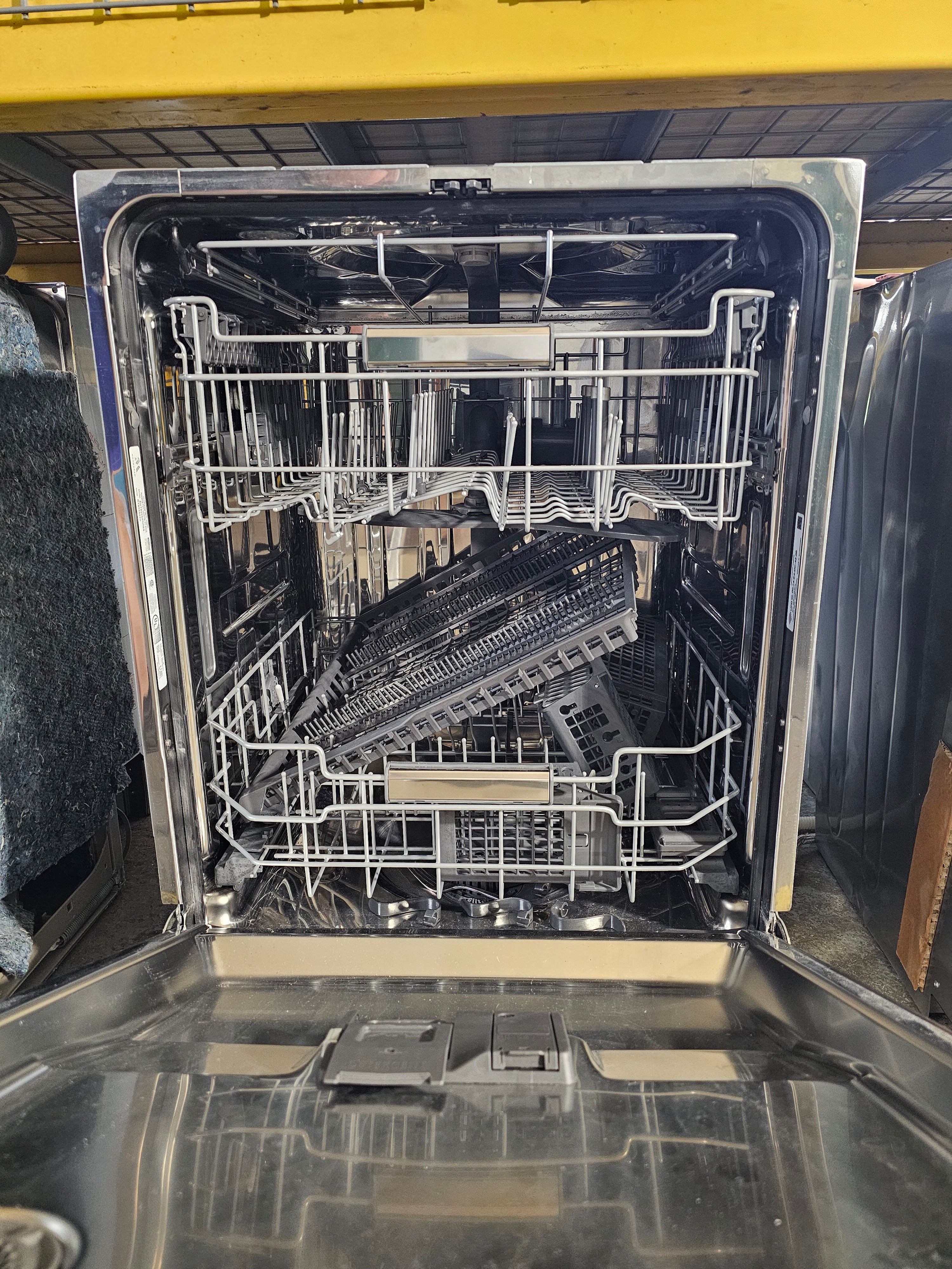 Monogram - 24" Top Control Smart Built-In Stainless Steel Tub Dishwasher with 3rd Rack, Steam + Sanitization and 42 dBA - Stainless Steel